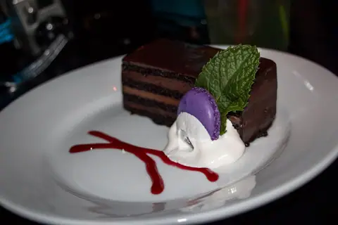 Truffles Bakery photo 4